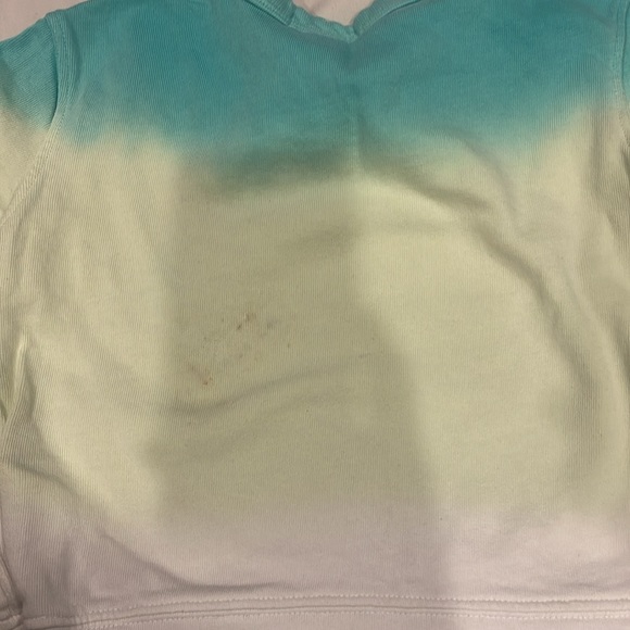 Good condition Polo Ralph Lauren knit sweater. Perfect for the spring. Boys 3T - Picture 3 of 4